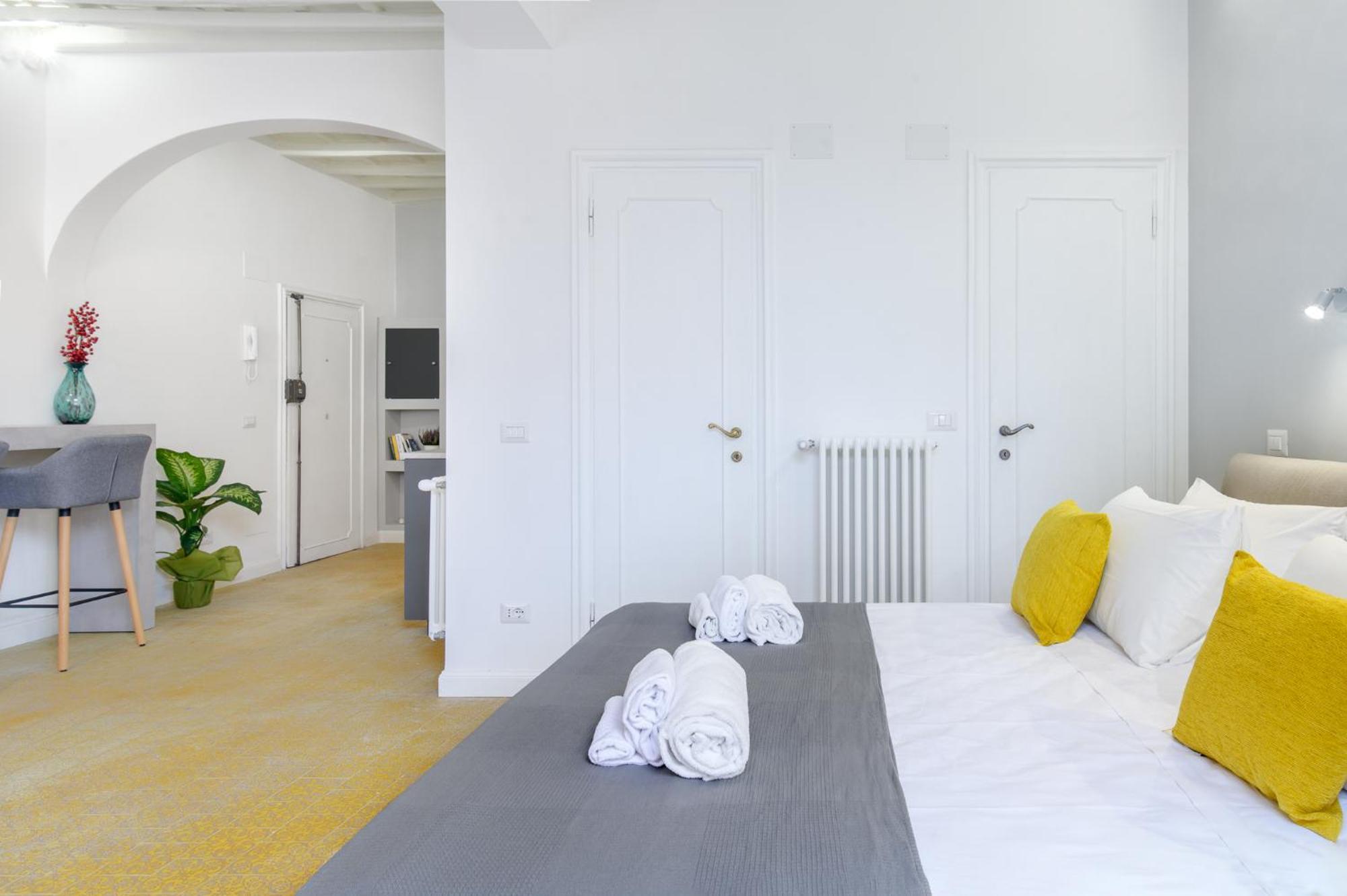 Monserrato Charme - Campo Dei Fiori Apartment Rom